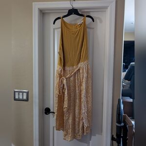 Loft Plus Yellow and White Sleeveless Midi Dress Size 26